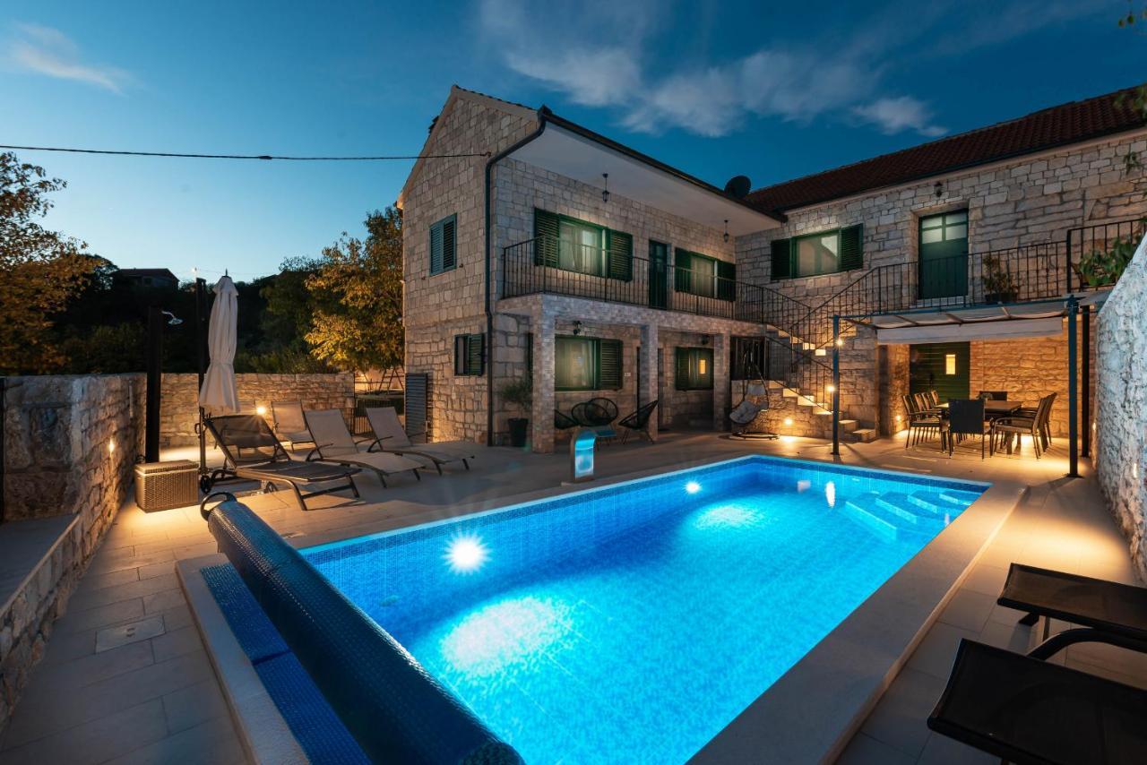 Stone Villa Didovi Snovi With Heated Pool Lisane Ostrovicke Exterior photo