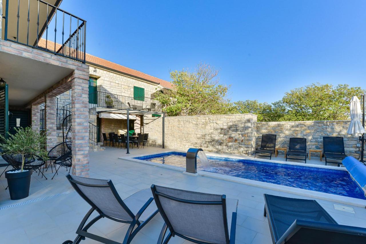 Stone Villa Didovi Snovi With Heated Pool Lisane Ostrovicke Exterior photo