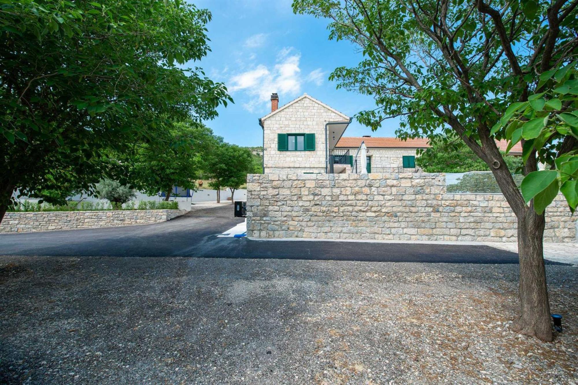 Stone Villa Didovi Snovi With Heated Pool Lisane Ostrovicke Exterior photo